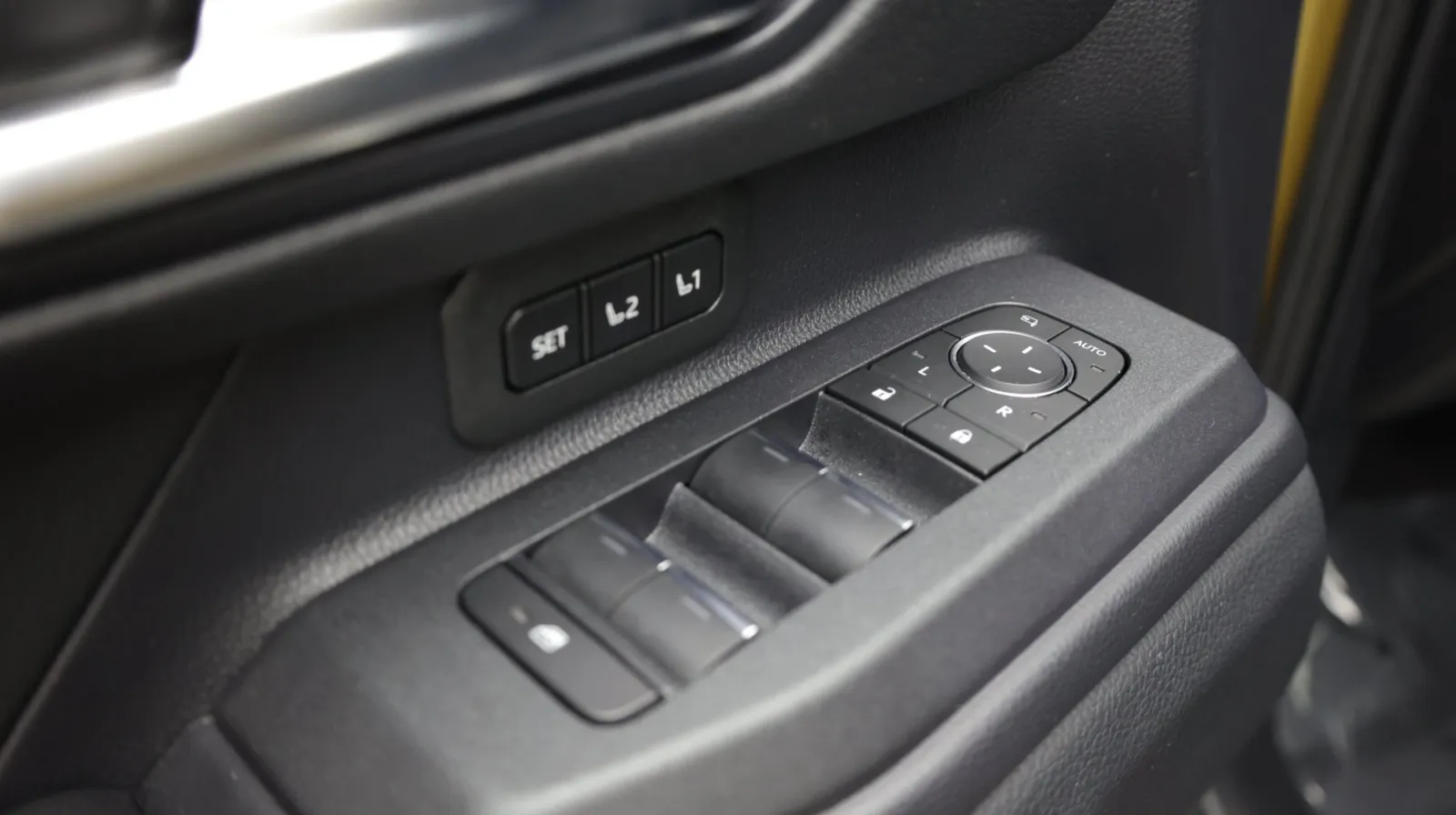 Toyota Land Cruiser photo 15