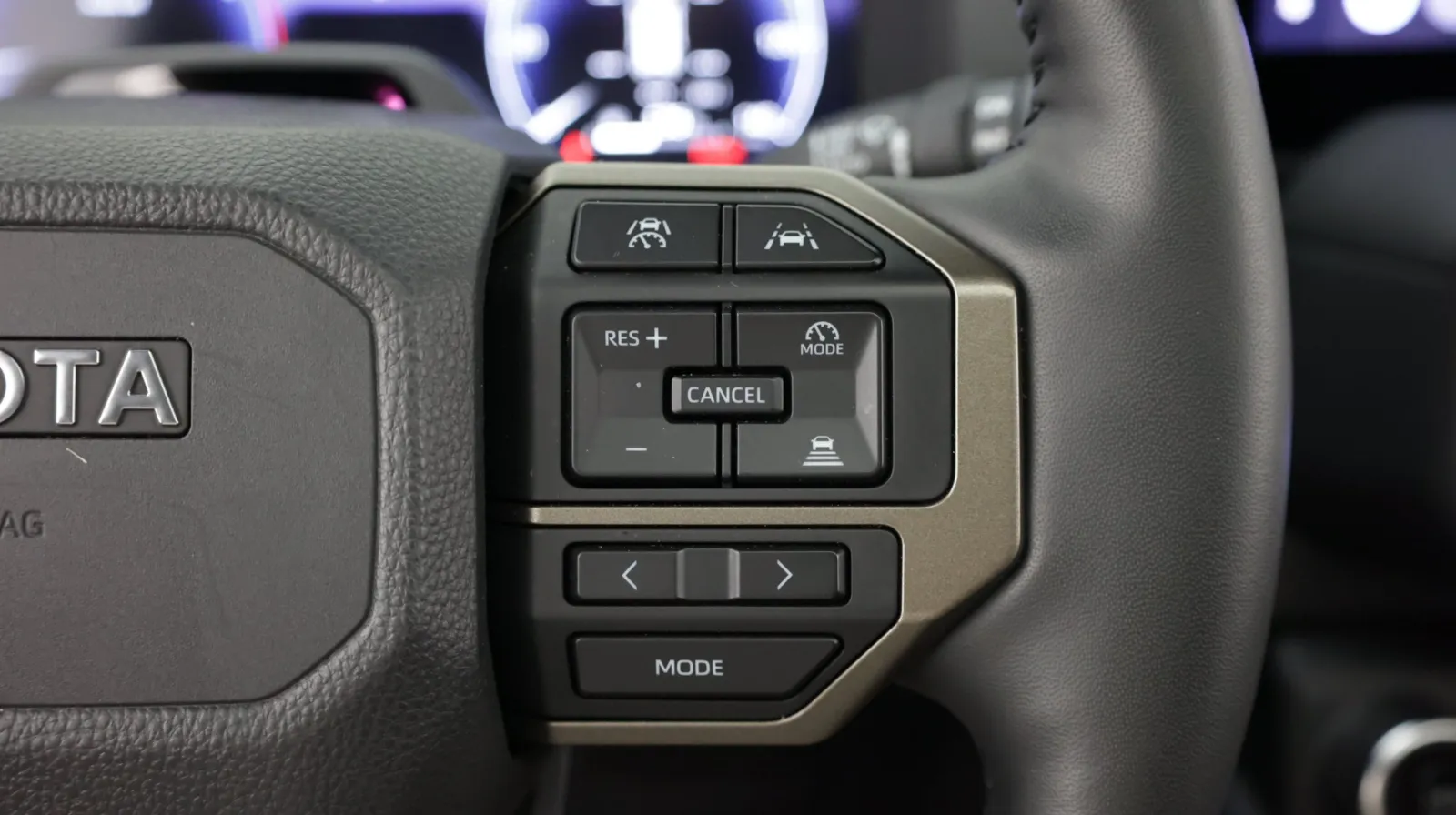 Toyota Land Cruiser photo 30