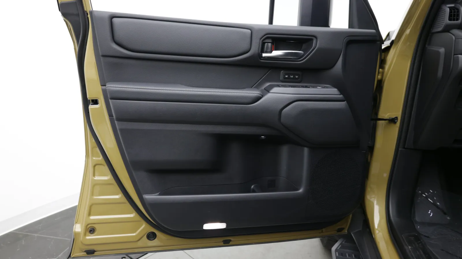 Toyota Land Cruiser photo 13