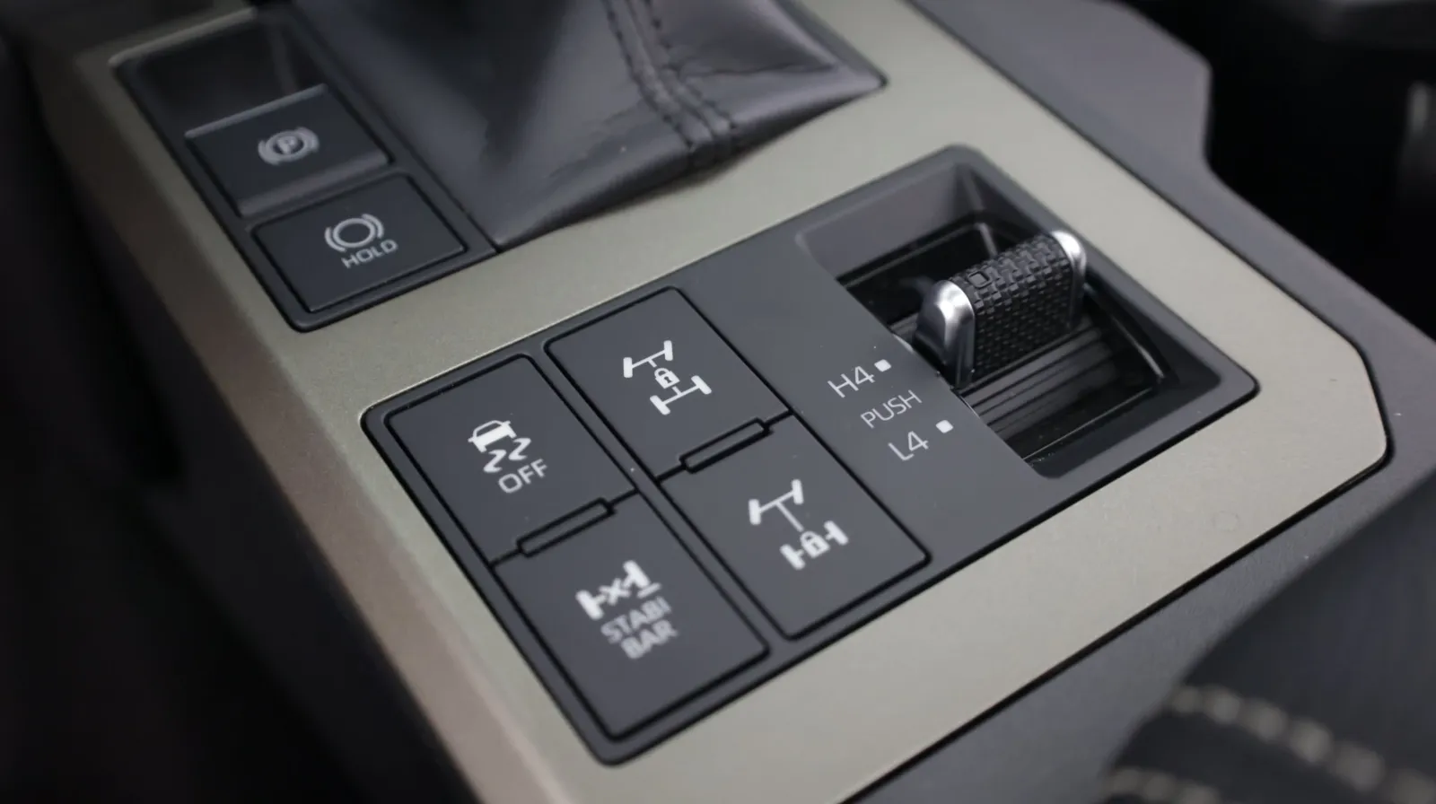Toyota Land Cruiser photo 26