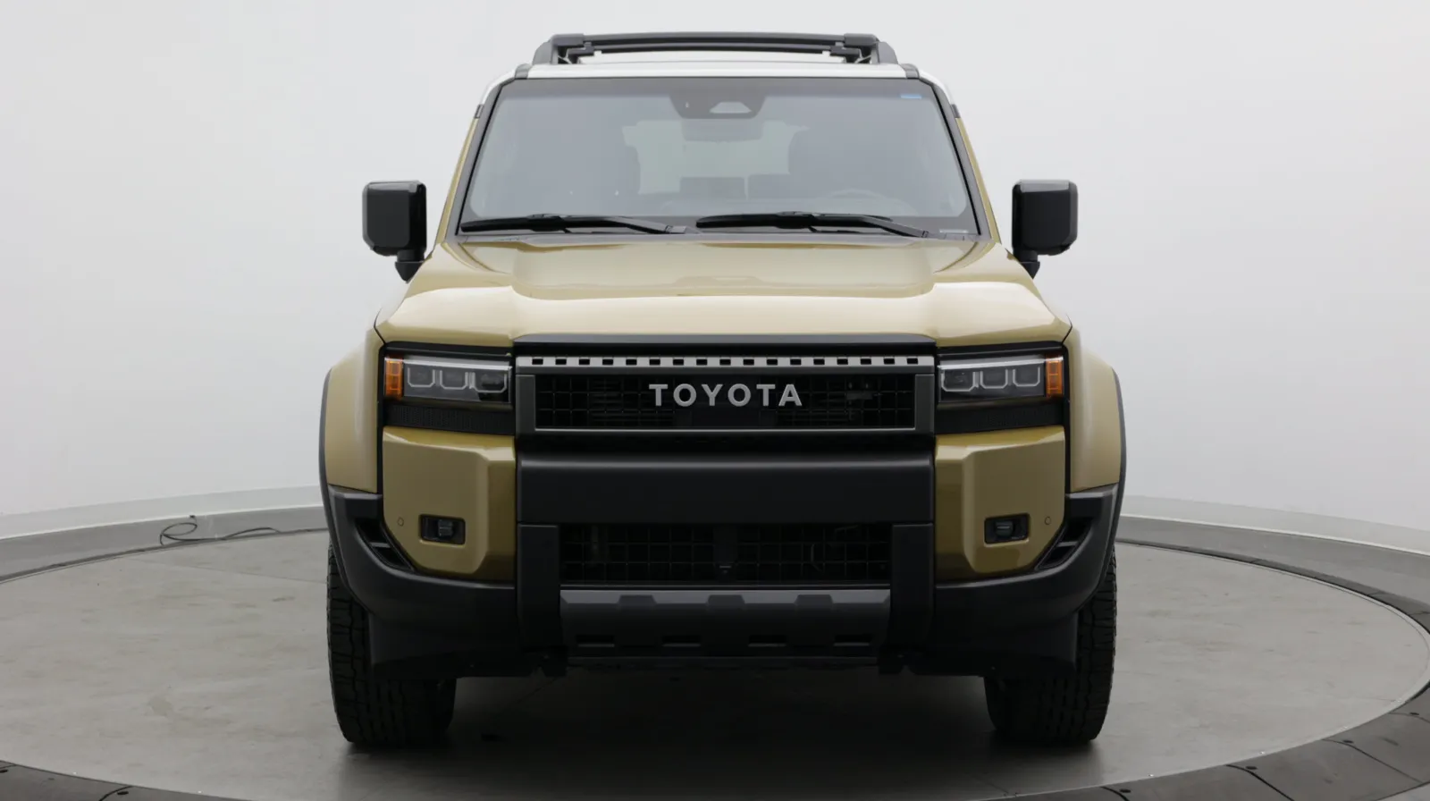 Toyota Land Cruiser photo 2