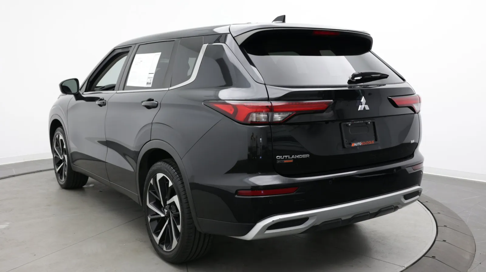 Mitsubishi Outlander photo 5