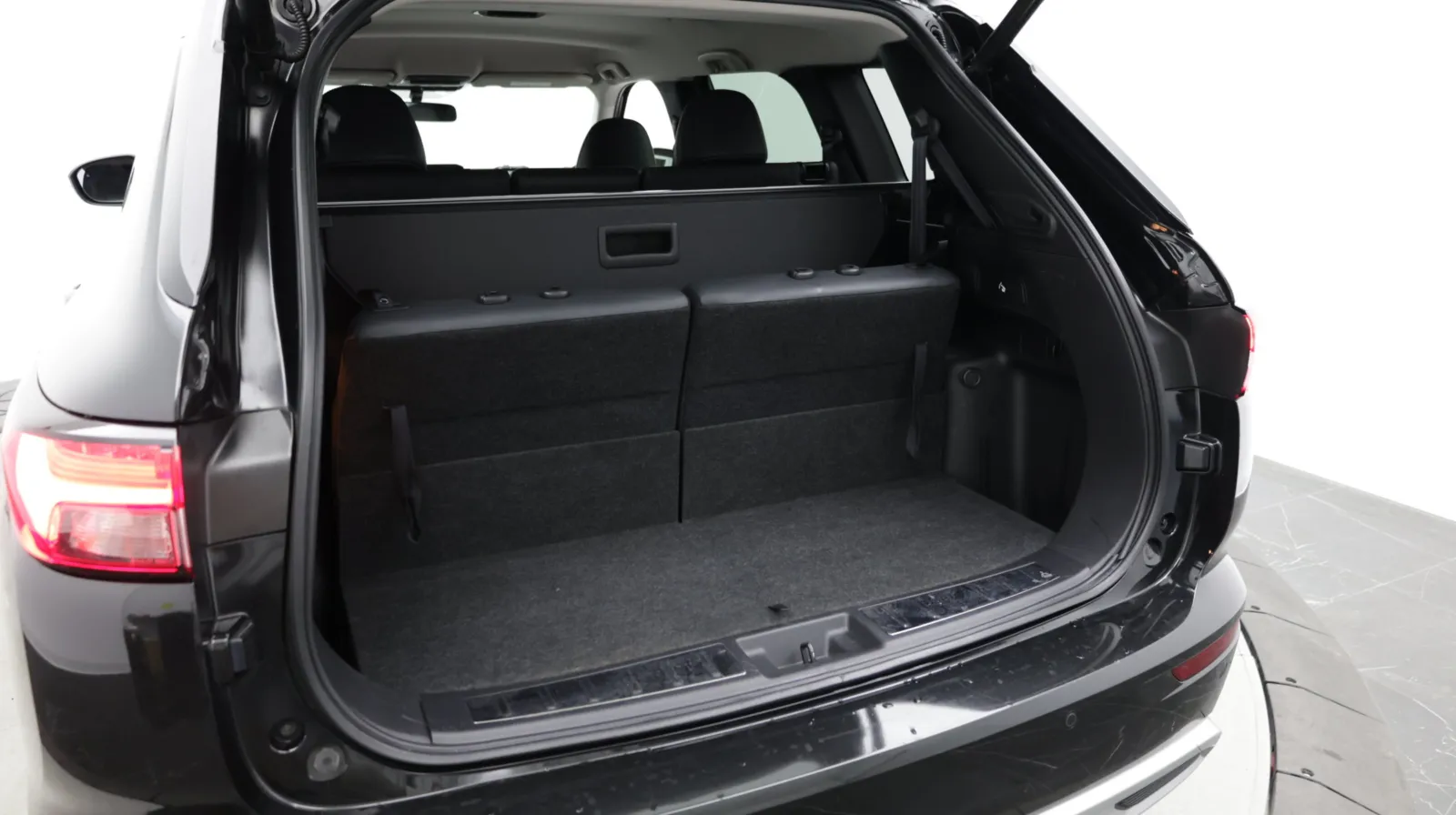Mitsubishi Outlander photo 32