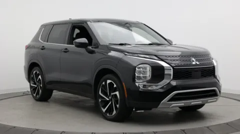 Another view of 2022 Mitsubishi Outlander SE for sale in Jacksonville, FL at Auto Boutique Florida