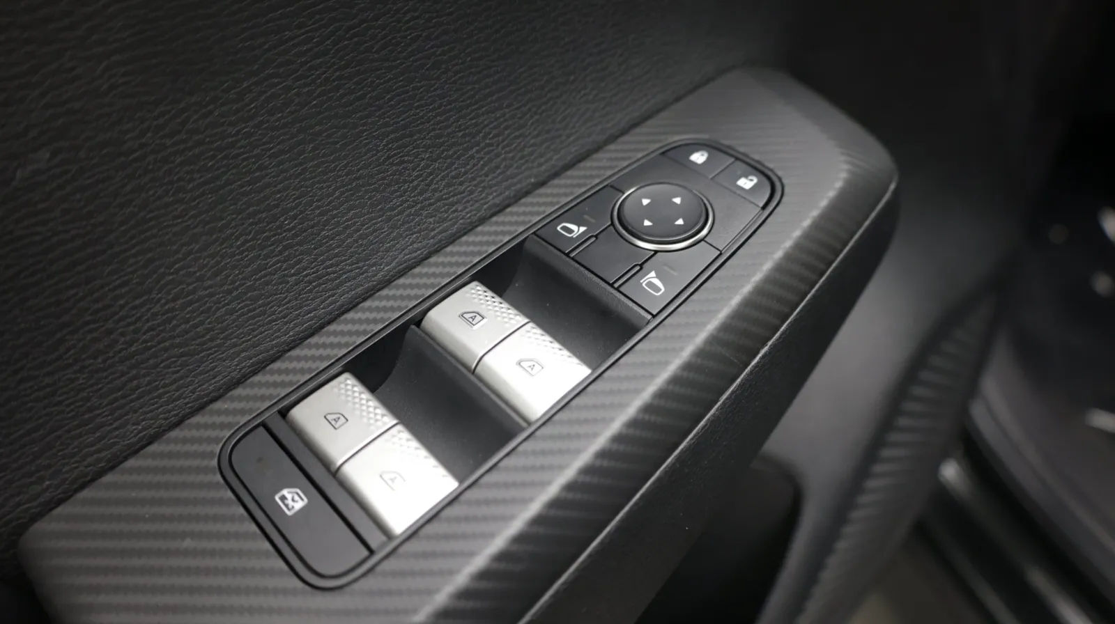 Mitsubishi Outlander photo 12