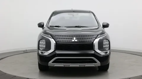Photos of 2022 Mitsubishi Outlander SE for sale in Jacksonville, FL at Auto Boutique Florida