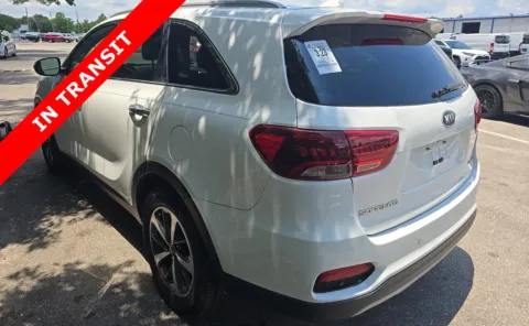 More photos of 2019 Kia Sorento EX V6 at Auto Boutique Florida, FL