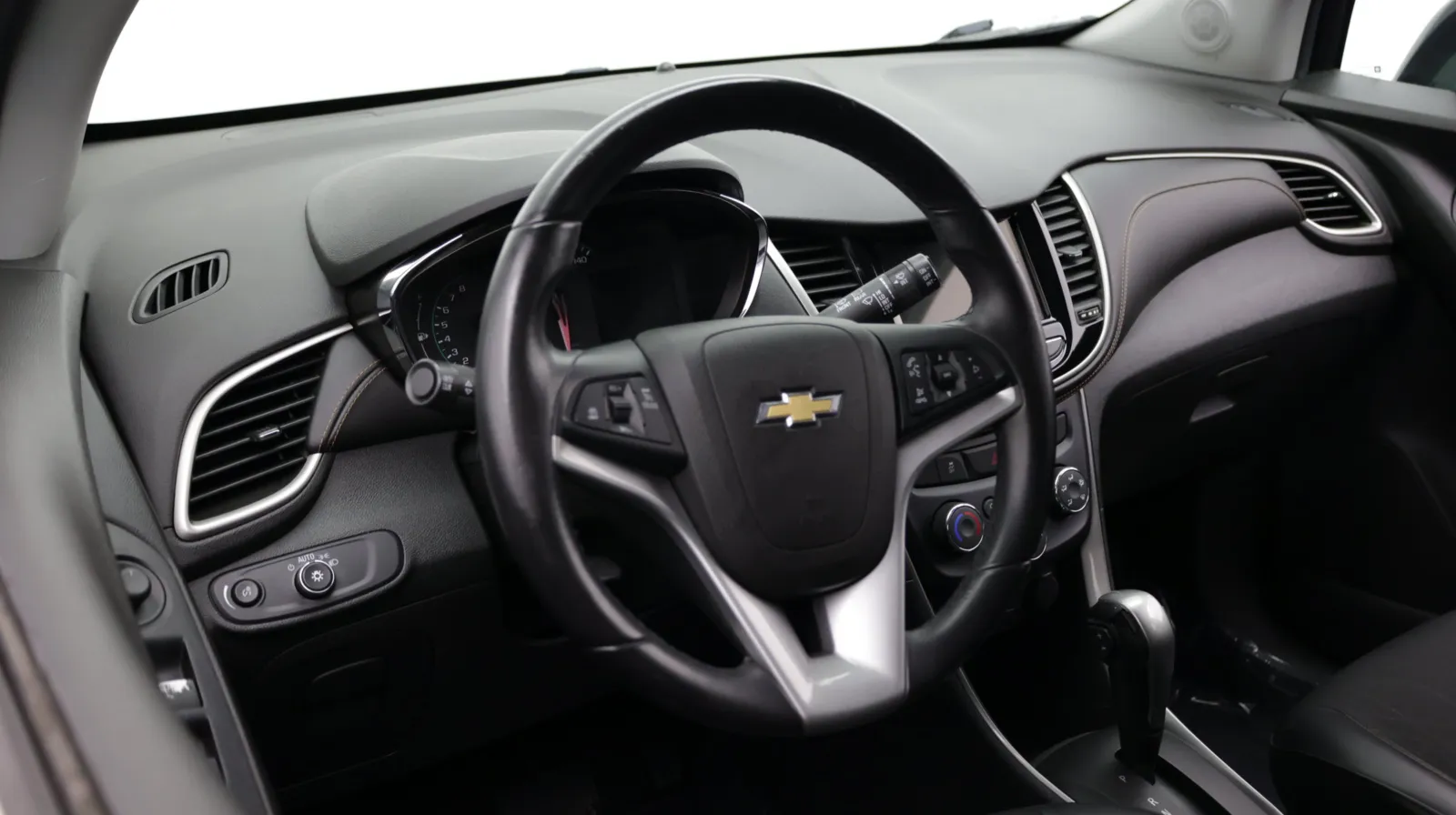 Chevrolet Trax photo 9