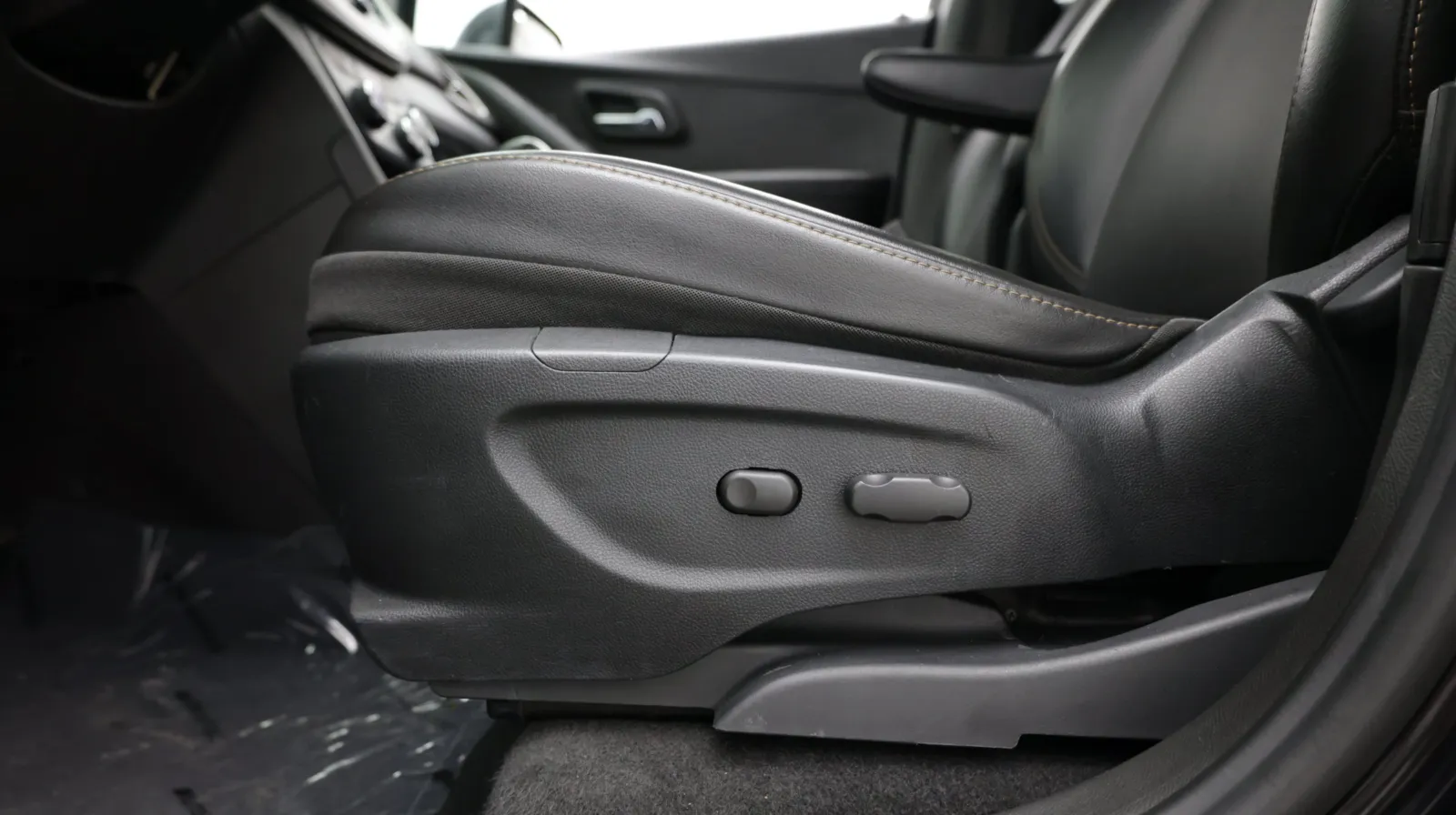 Chevrolet Trax photo 13