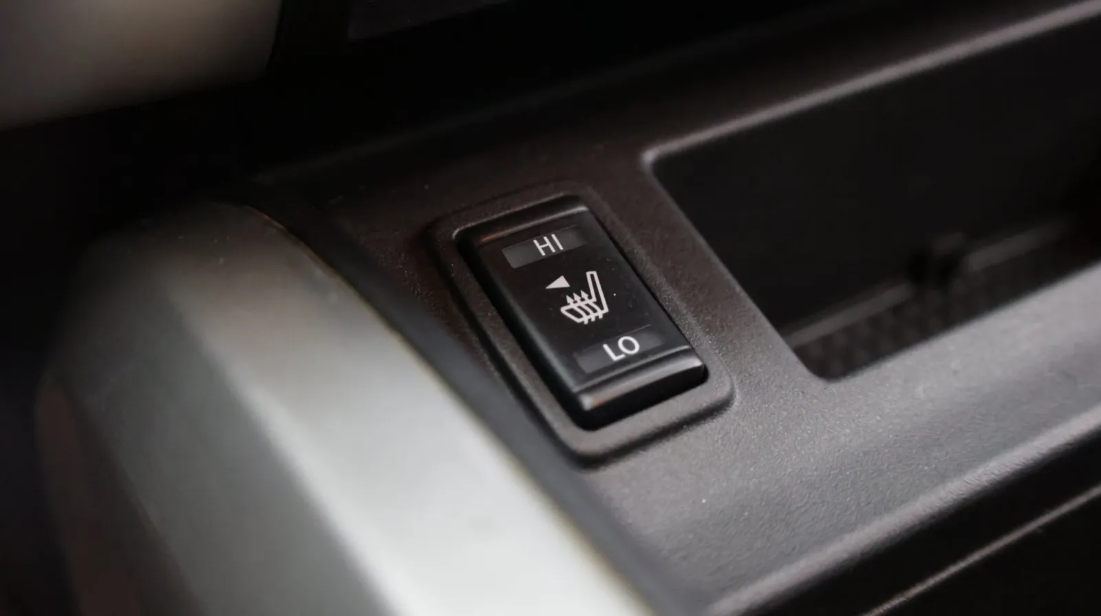 Nissan Titan photo 18