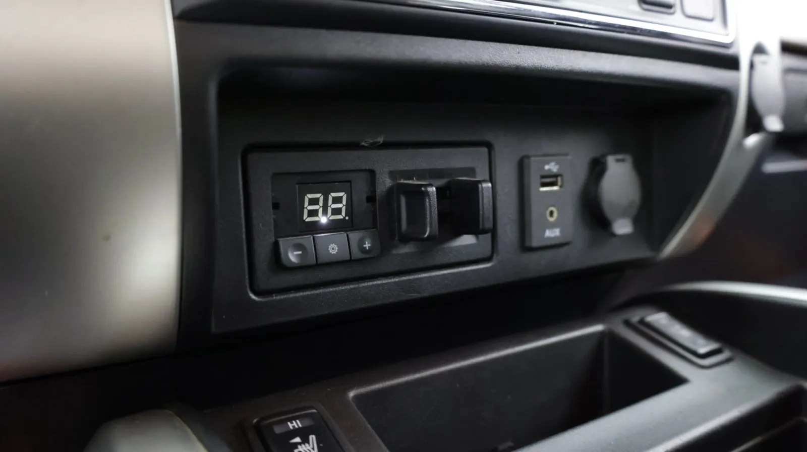 Nissan Titan photo 19