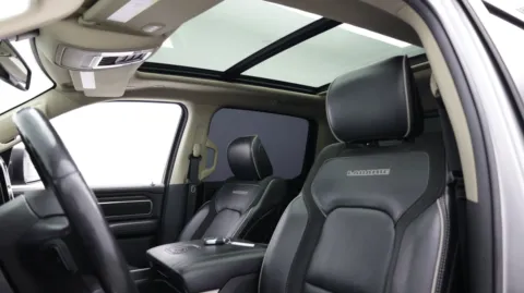 More photos of 2019 Ram 1500 Laramie at Auto Boutique Florida, FL
