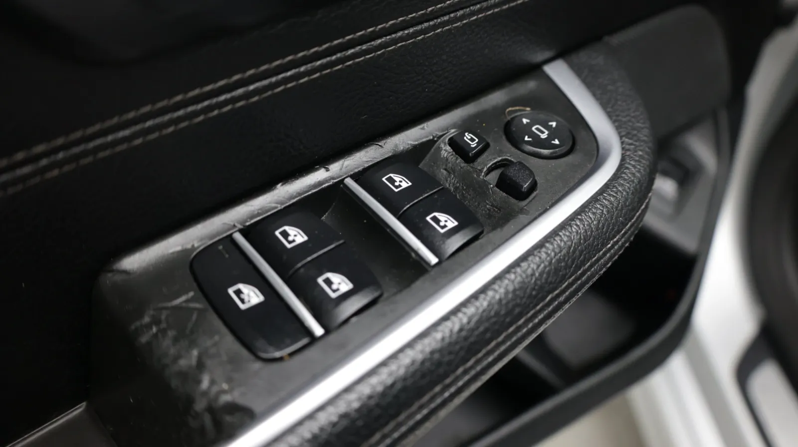 BMW 6 Series photo 12