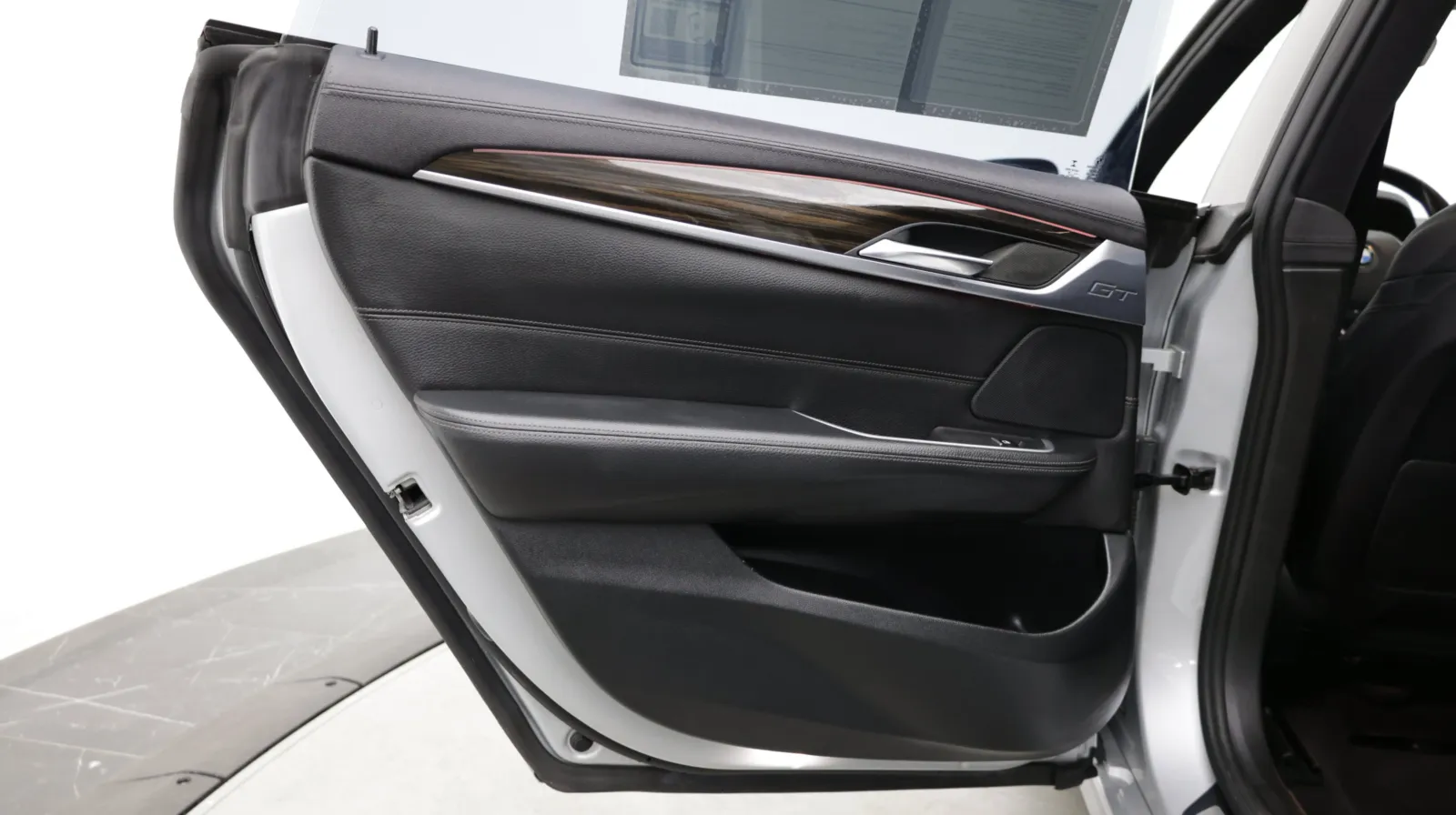 BMW 6 Series photo 26
