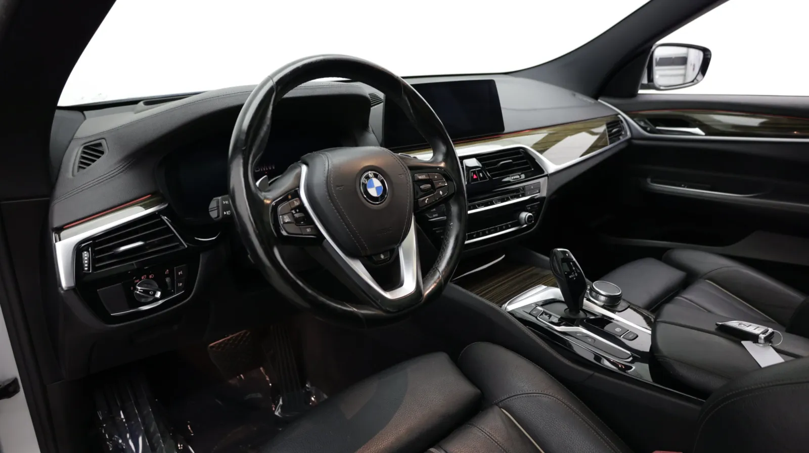 BMW 6 Series photo 11