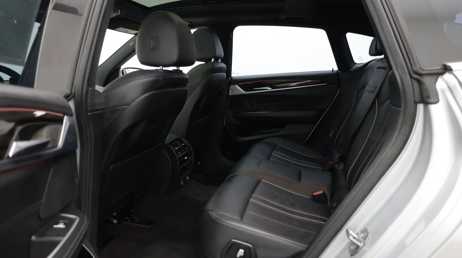 BMW 6 Series photo 25