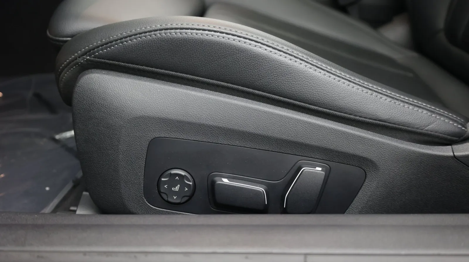BMW 4 Series photo 16