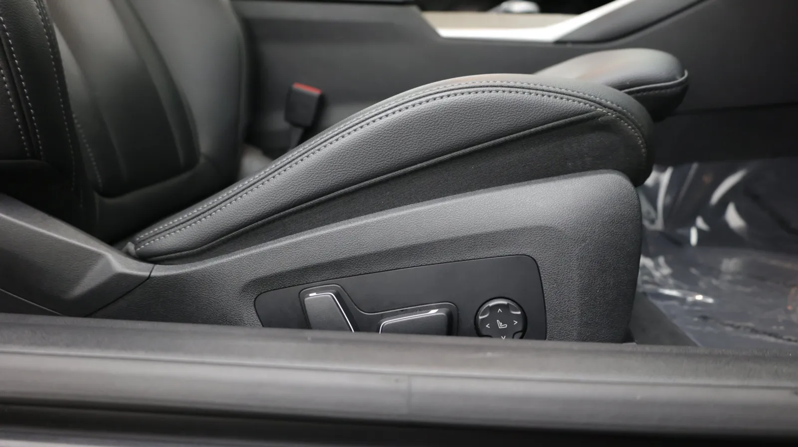 BMW 4 Series photo 32