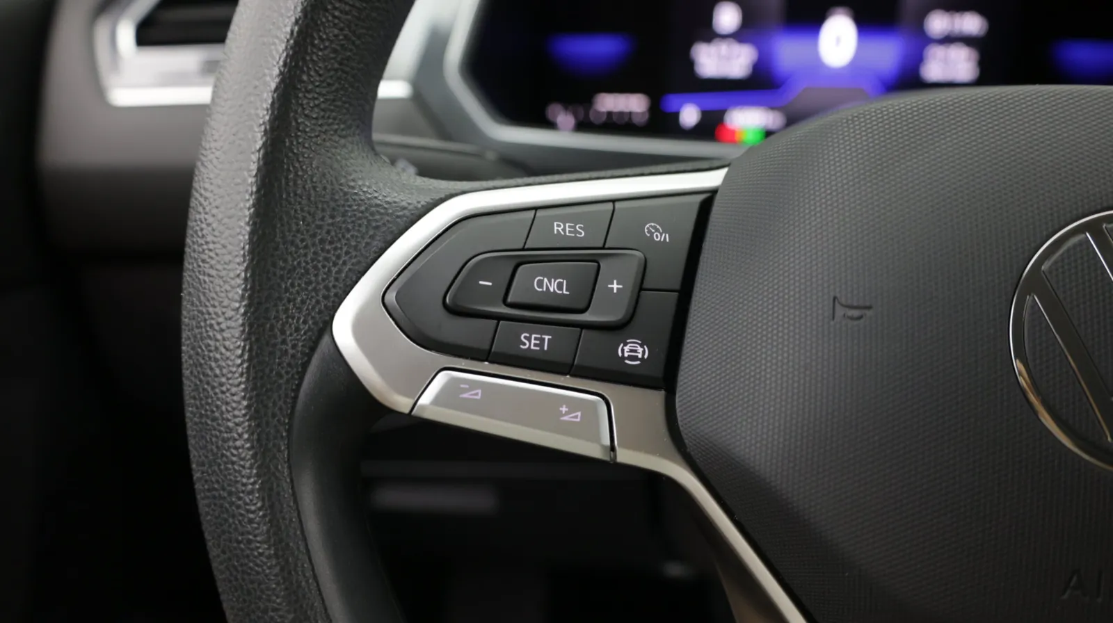 Volkswagen Tiguan photo 21