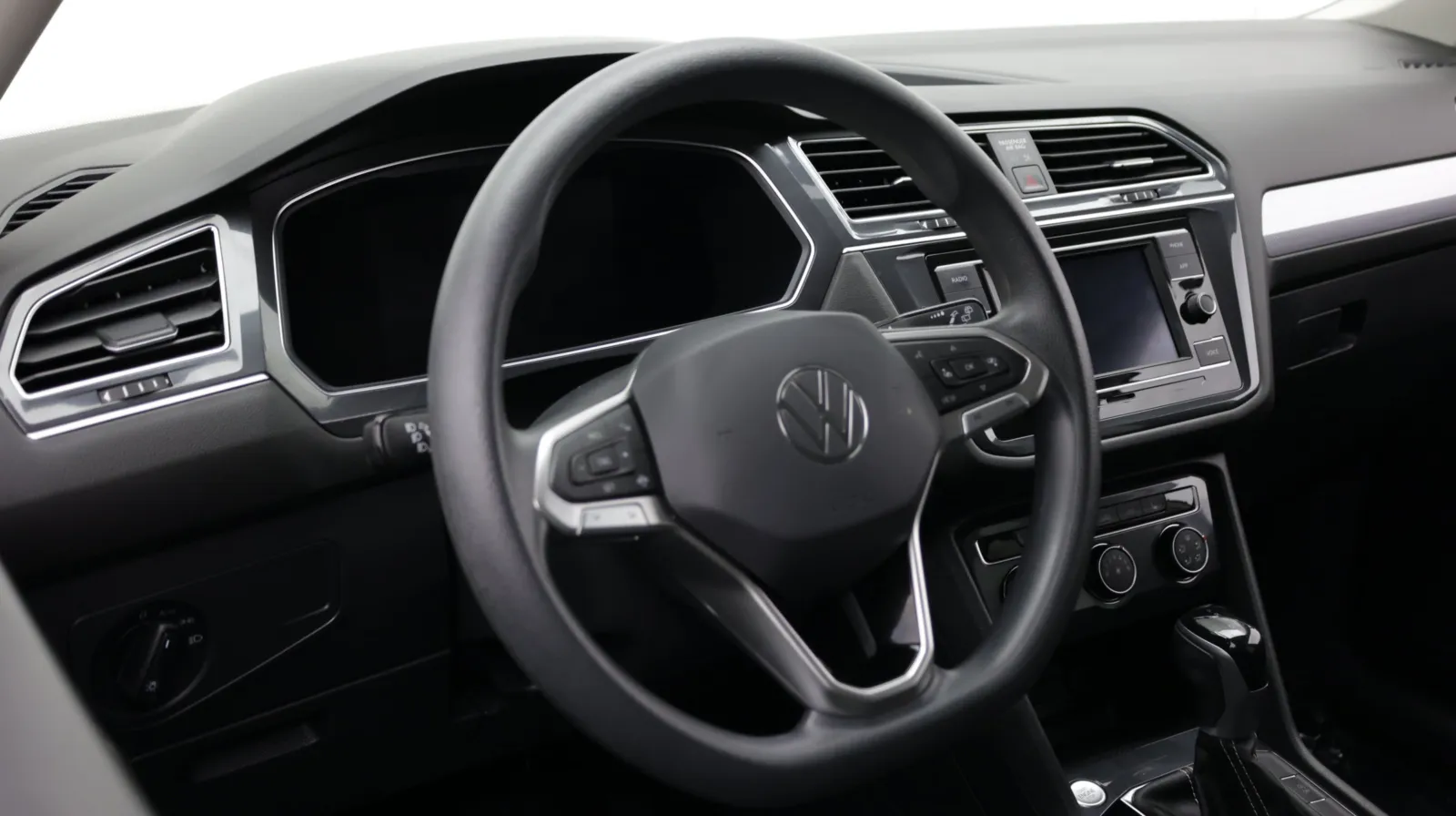 Volkswagen Tiguan photo 10