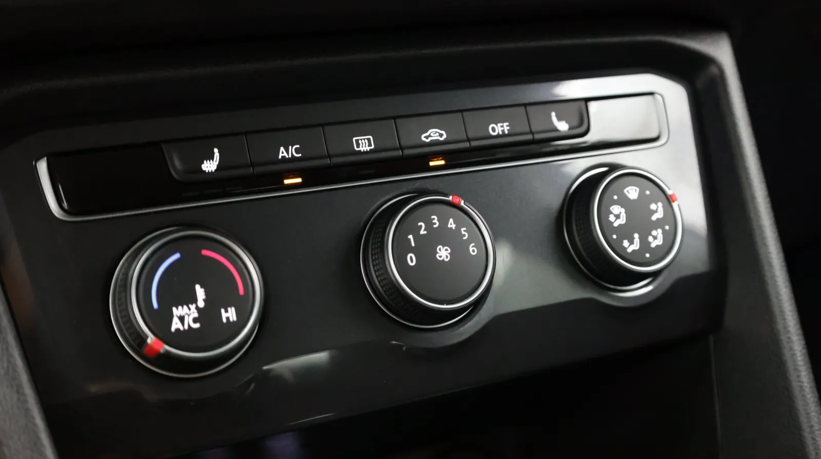 Volkswagen Tiguan photo 18