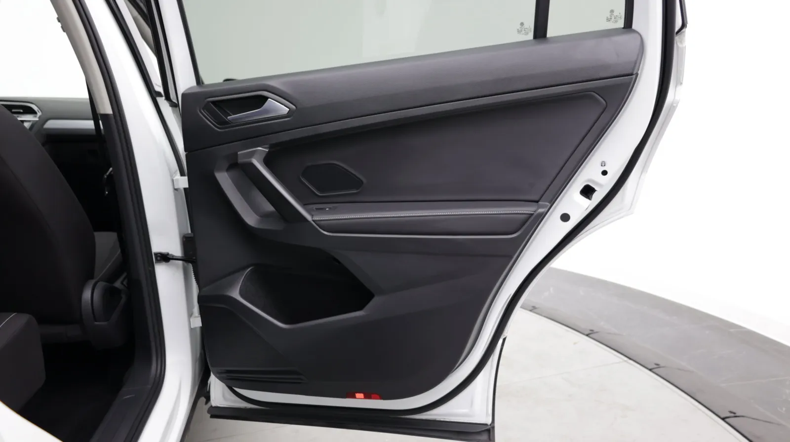 Volkswagen Tiguan photo 31