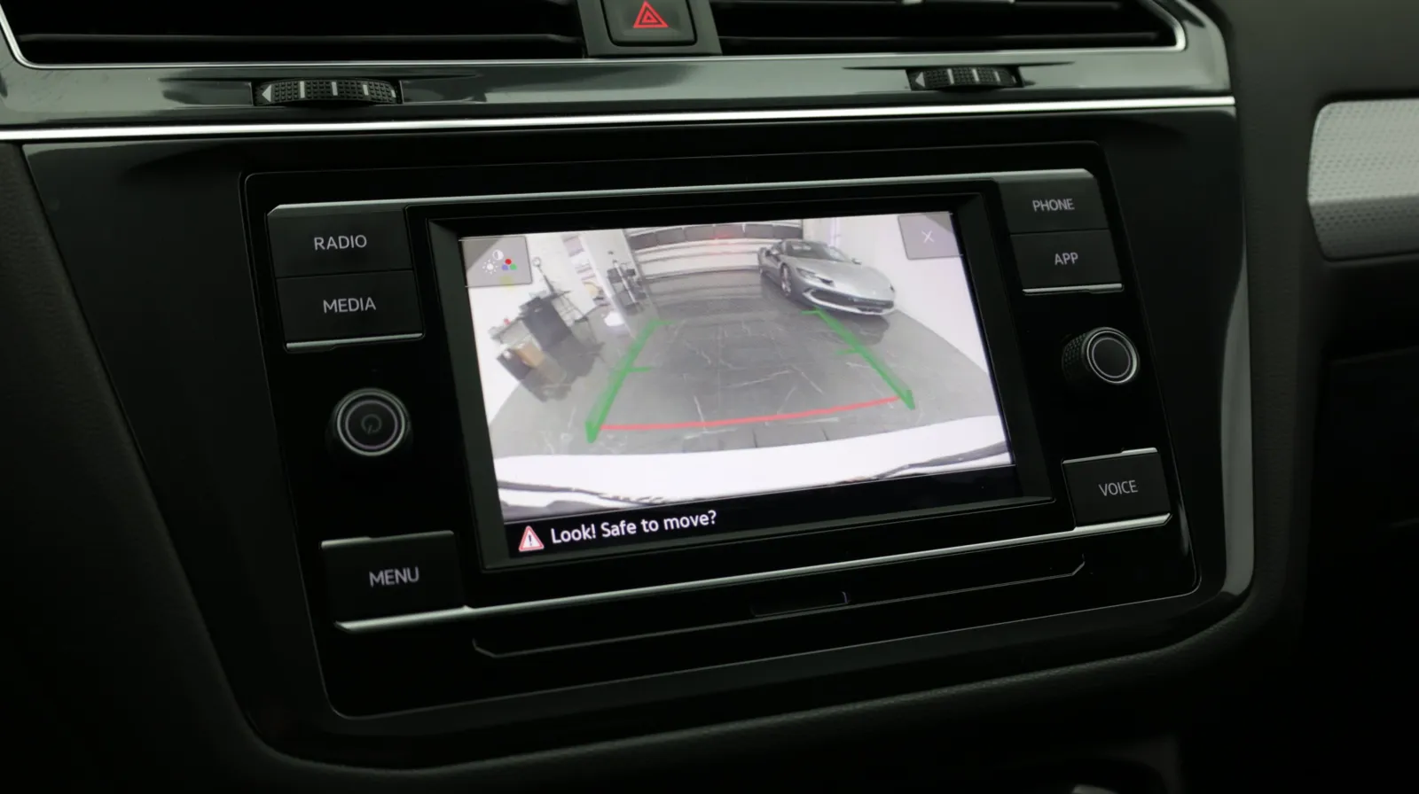 Volkswagen Tiguan photo 19