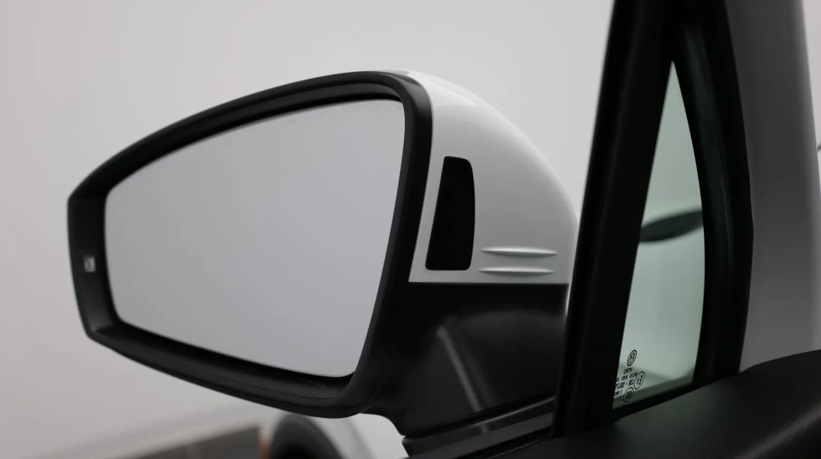 Volkswagen Tiguan photo 14