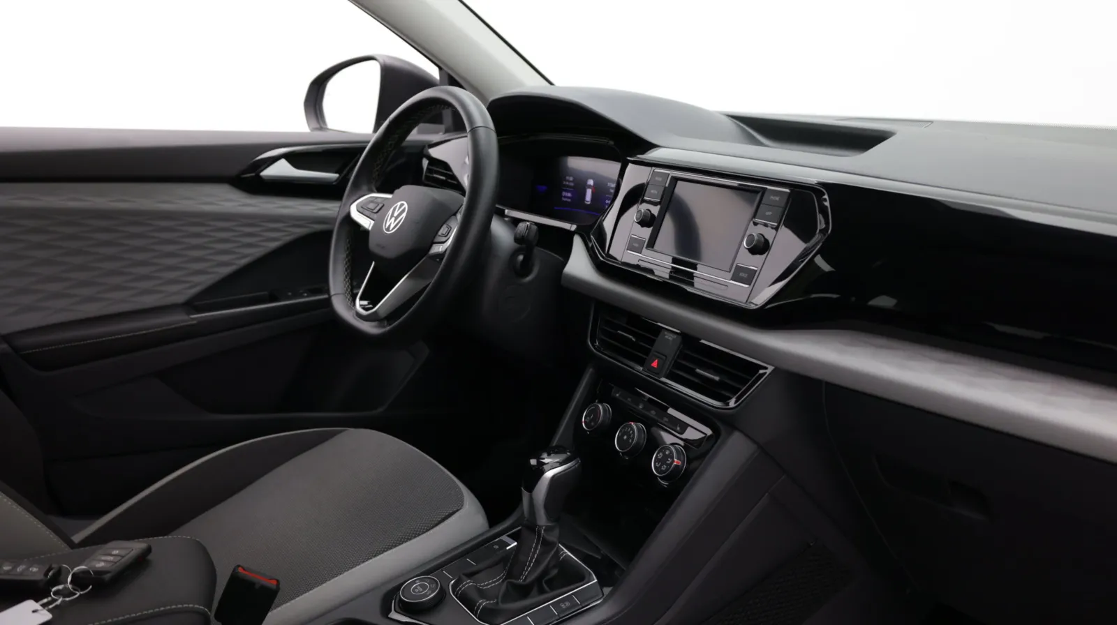 Volkswagen Taos photo 31
