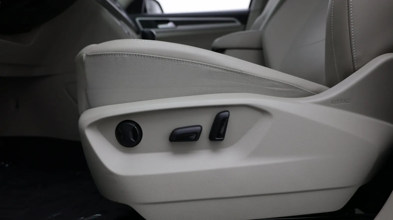 Volkswagen Atlas photo 13