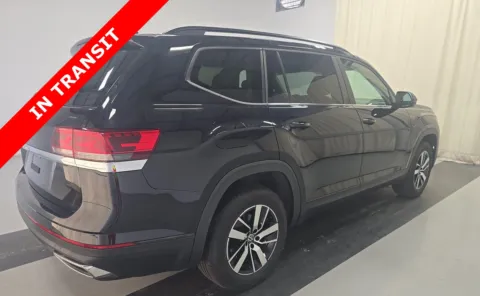 More photos of 2023 Volkswagen Atlas 2.0T SE at Auto Boutique Florida, FL