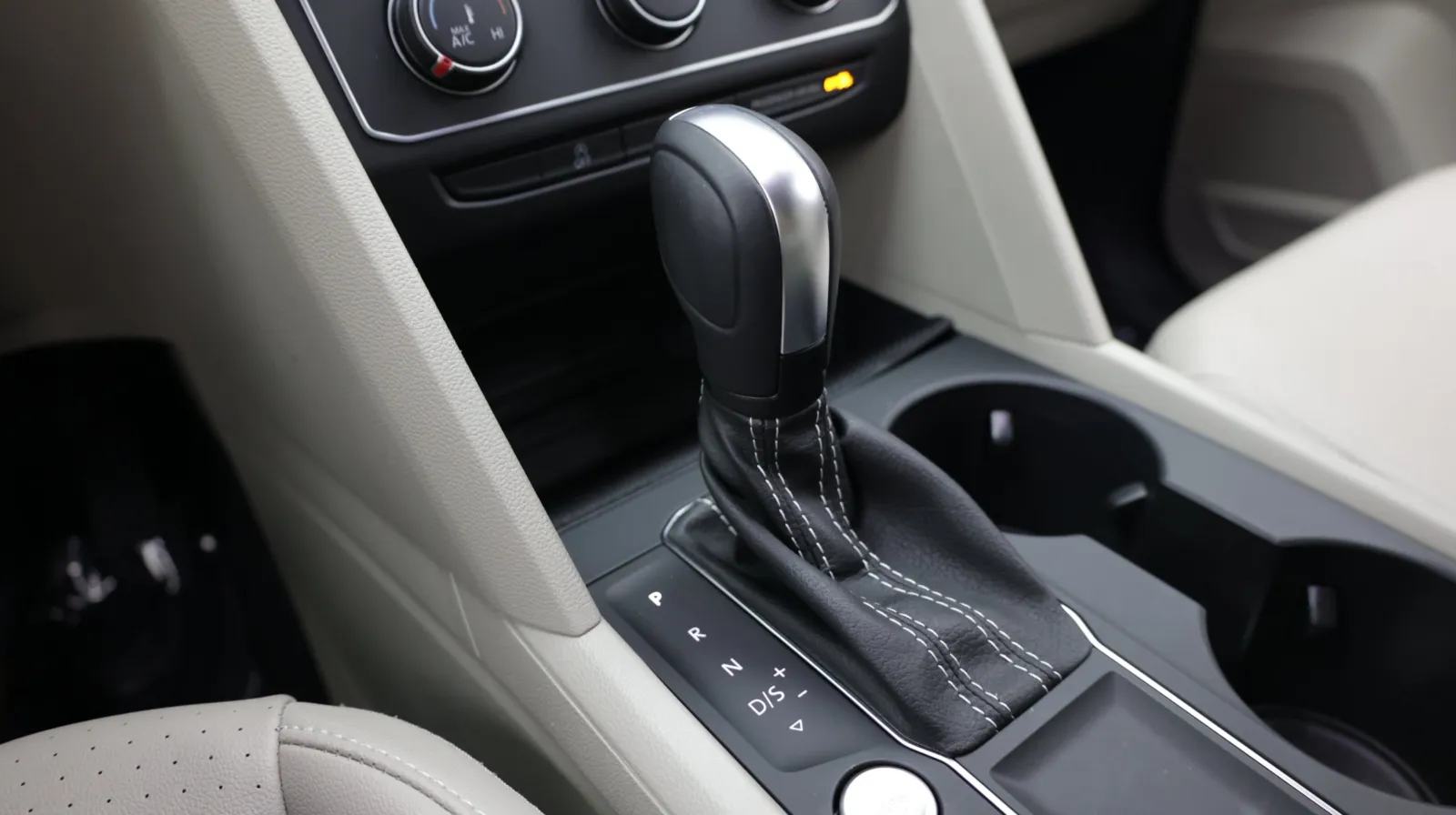 Volkswagen Atlas photo 15