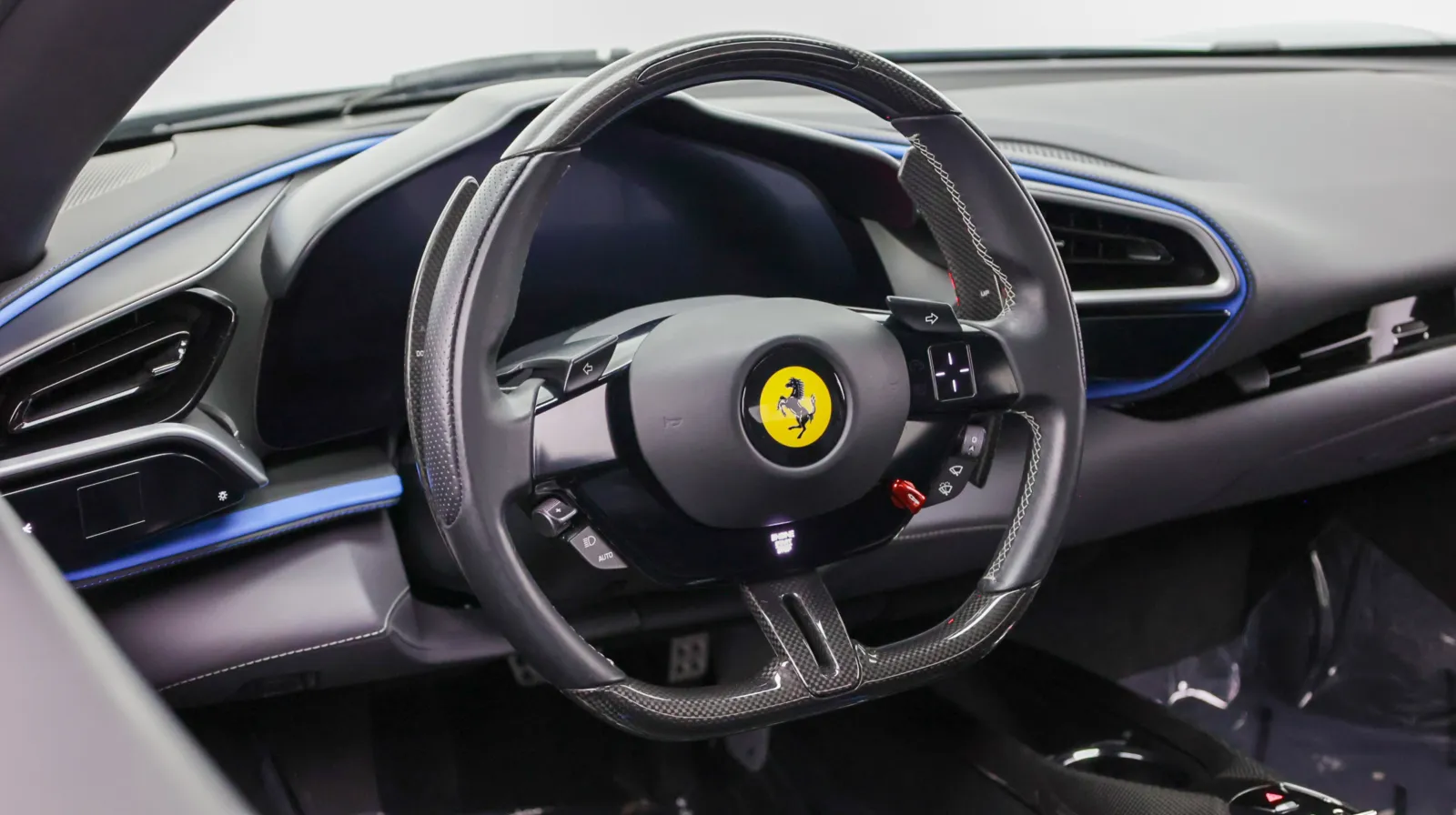 Ferrari 296 photo 17