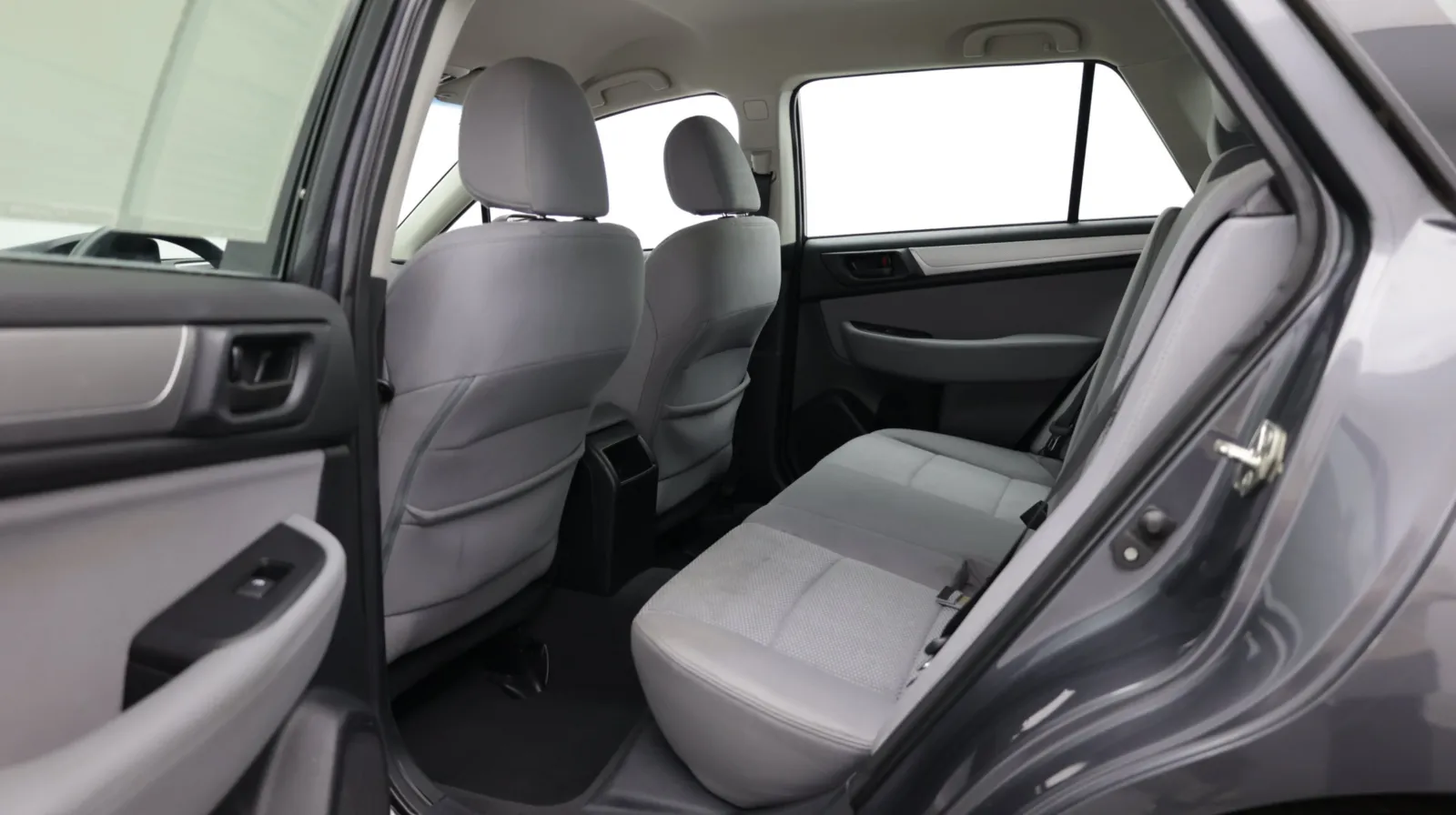Subaru Outback photo 25