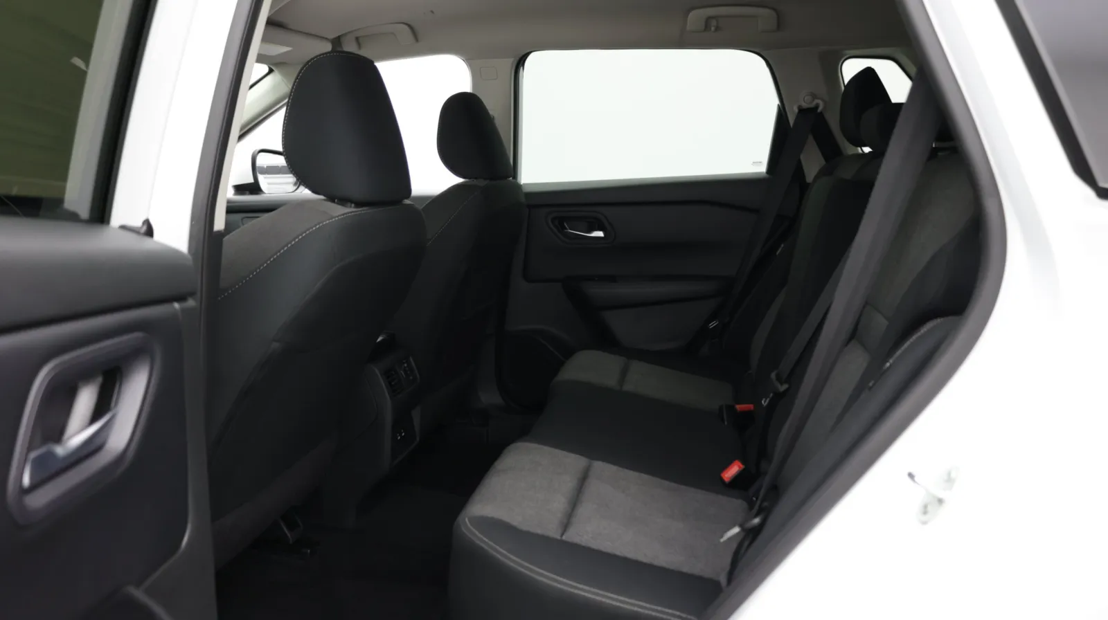 Nissan Rogue photo 26