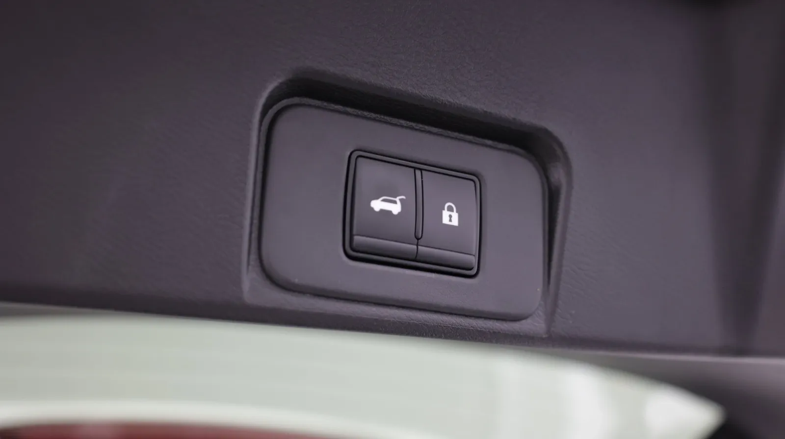 Nissan Rogue photo 33