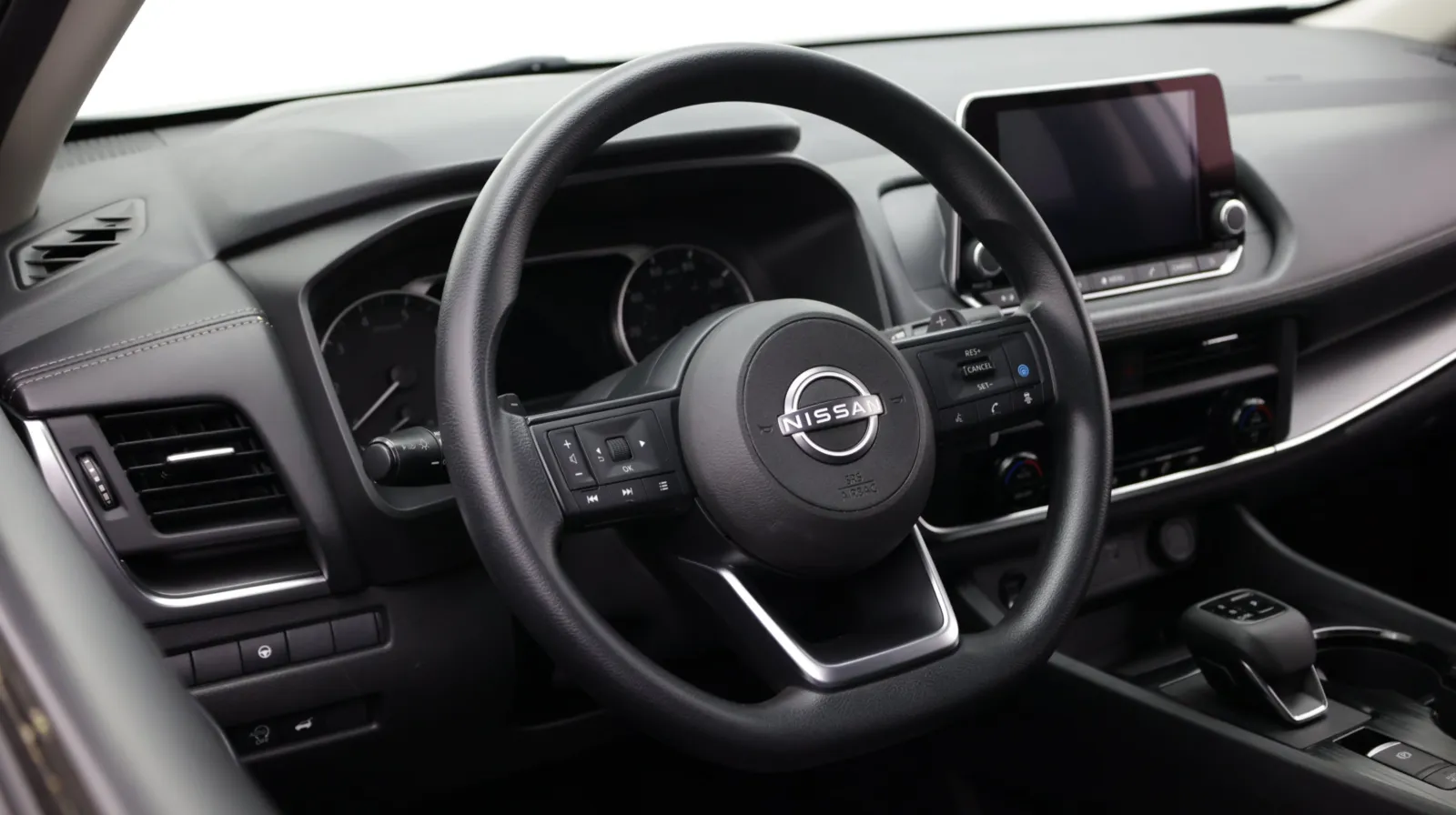 Nissan Rogue photo 10