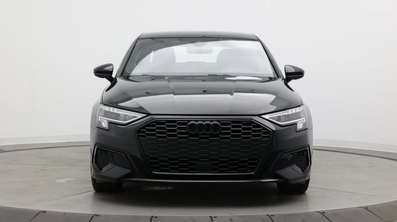 Audi A3 photo 2