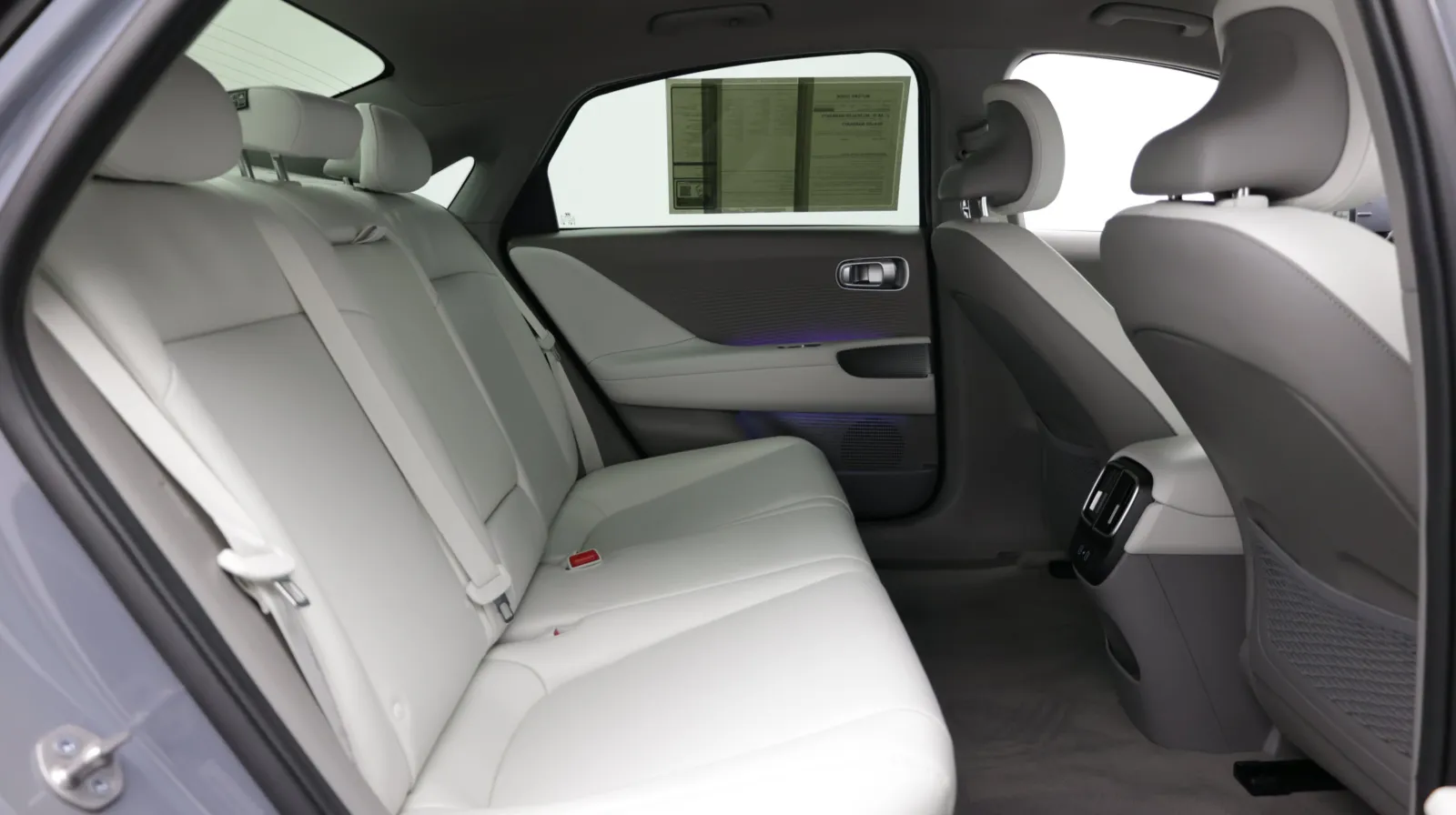 Hyundai Ioniq 6 photo 31