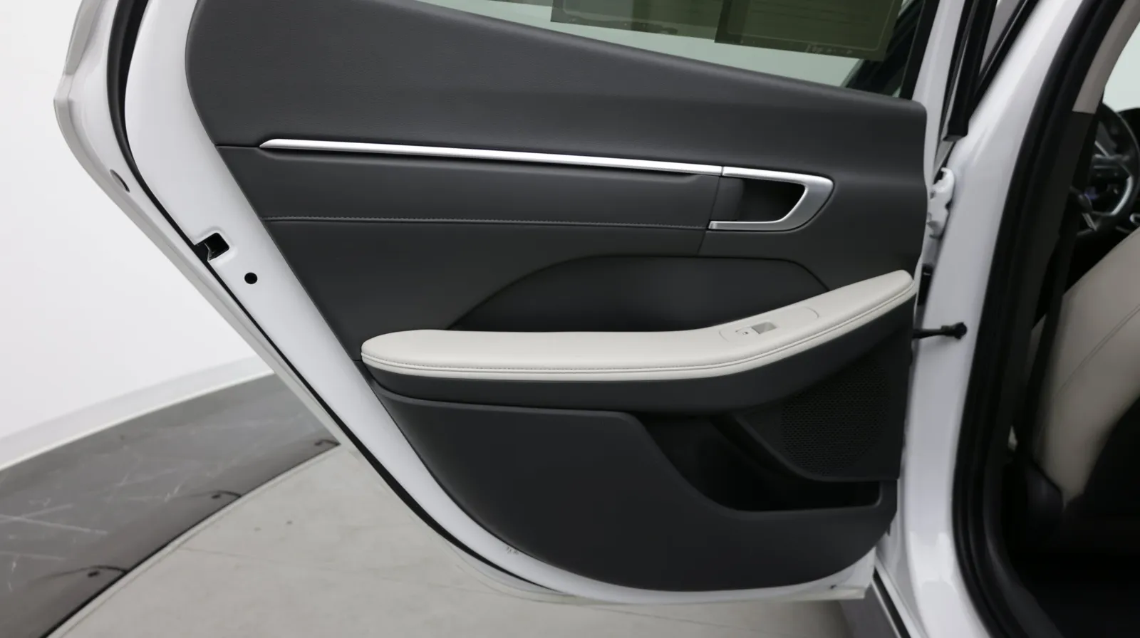 Hyundai Sonata photo 31