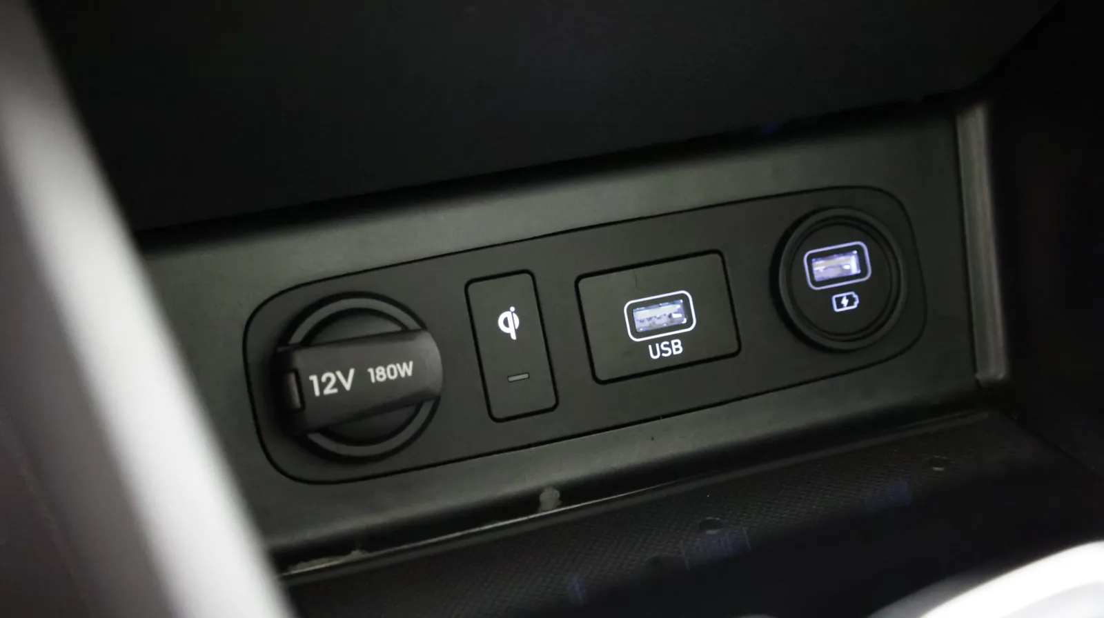 Hyundai Sonata photo 26