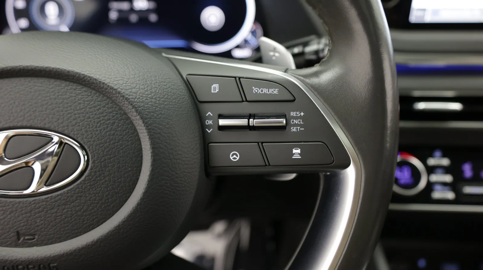 Hyundai Sonata photo 28