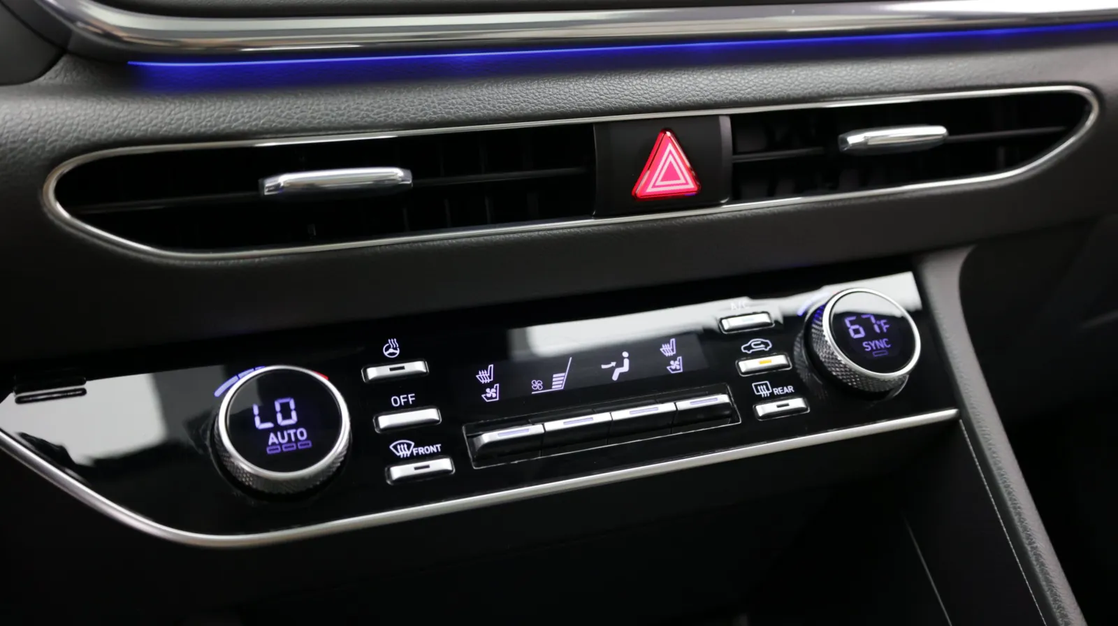 Hyundai Sonata photo 22