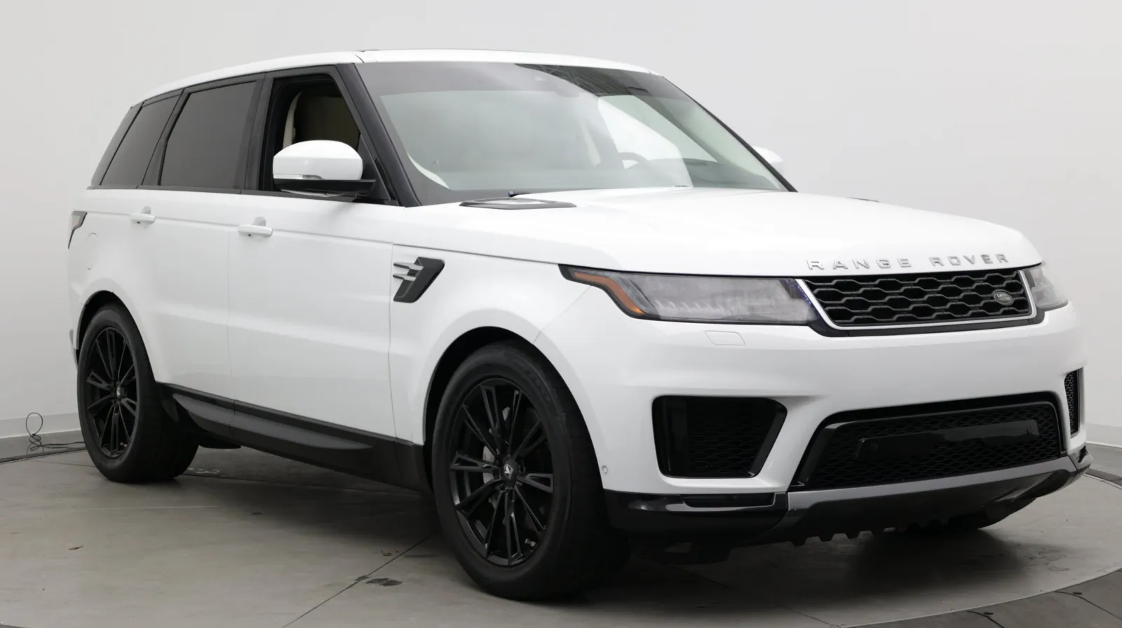 Land Rover Range Rover Sport photo 3