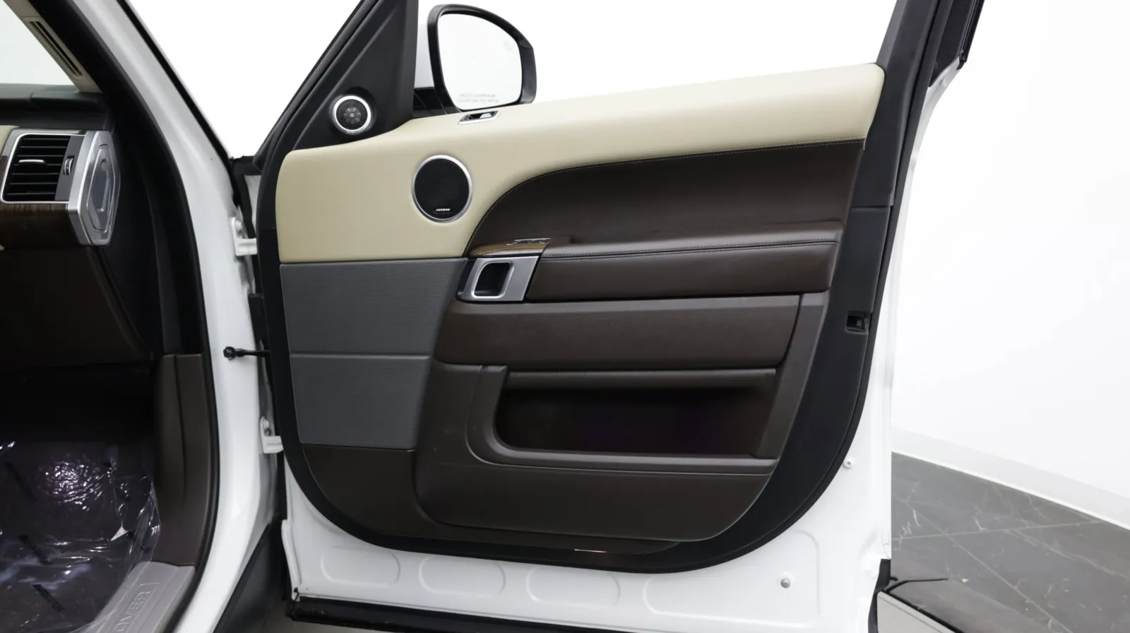 Land Rover Range Rover Sport photo 36