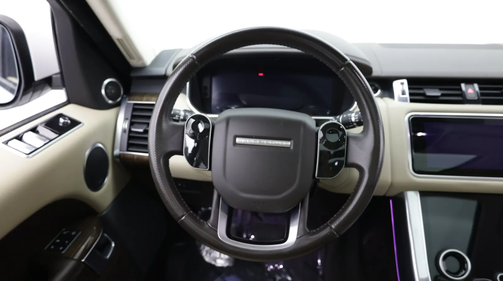 Land Rover Range Rover Sport photo 28