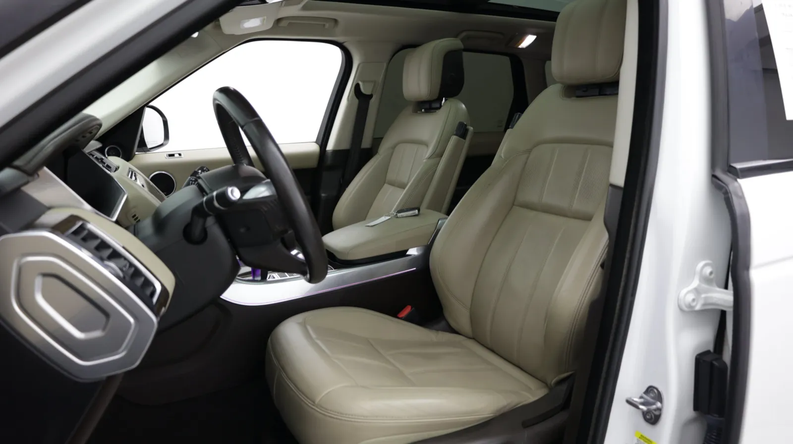 Land Rover Range Rover Sport photo 16