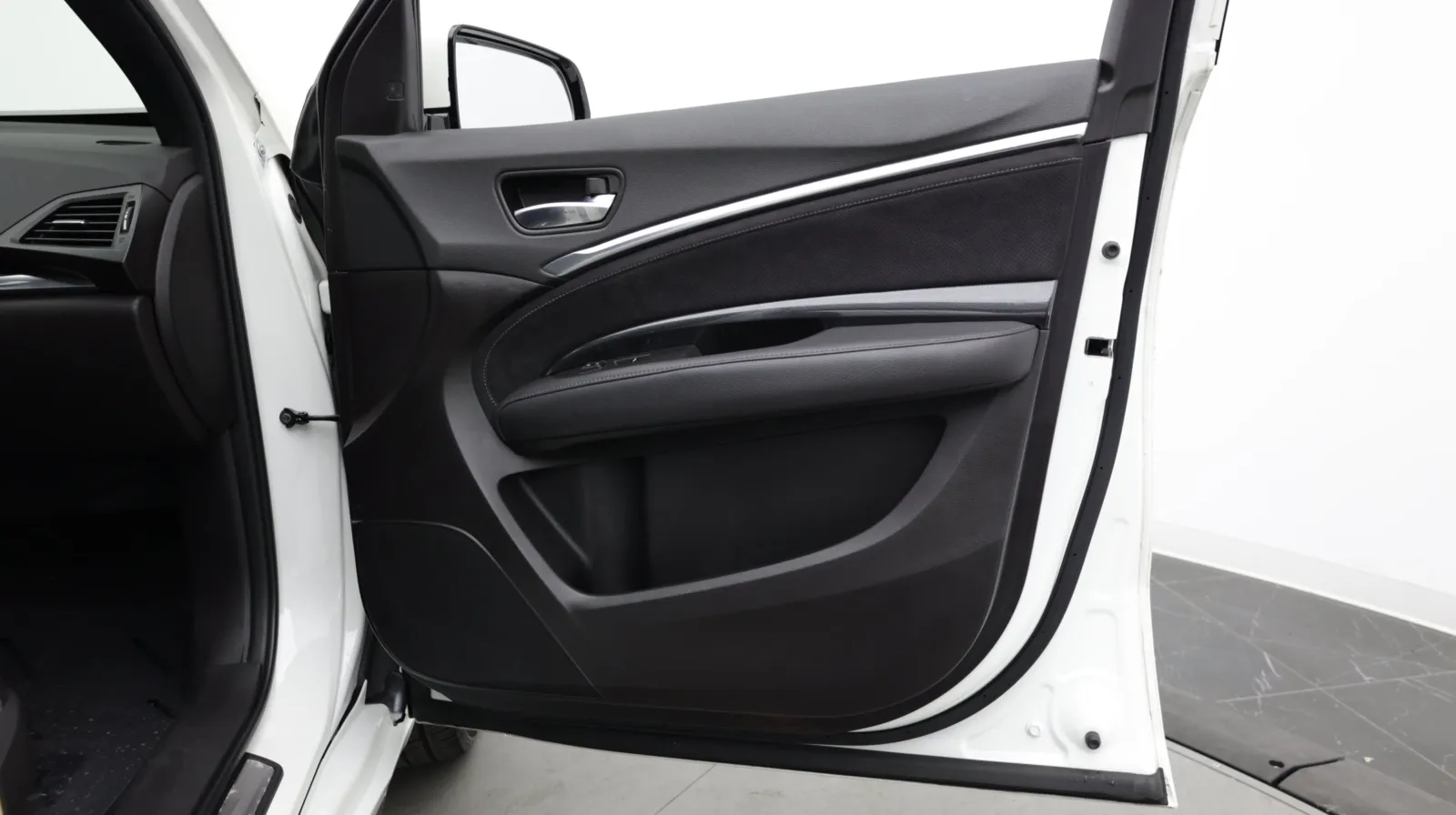 Acura MDX photo 42