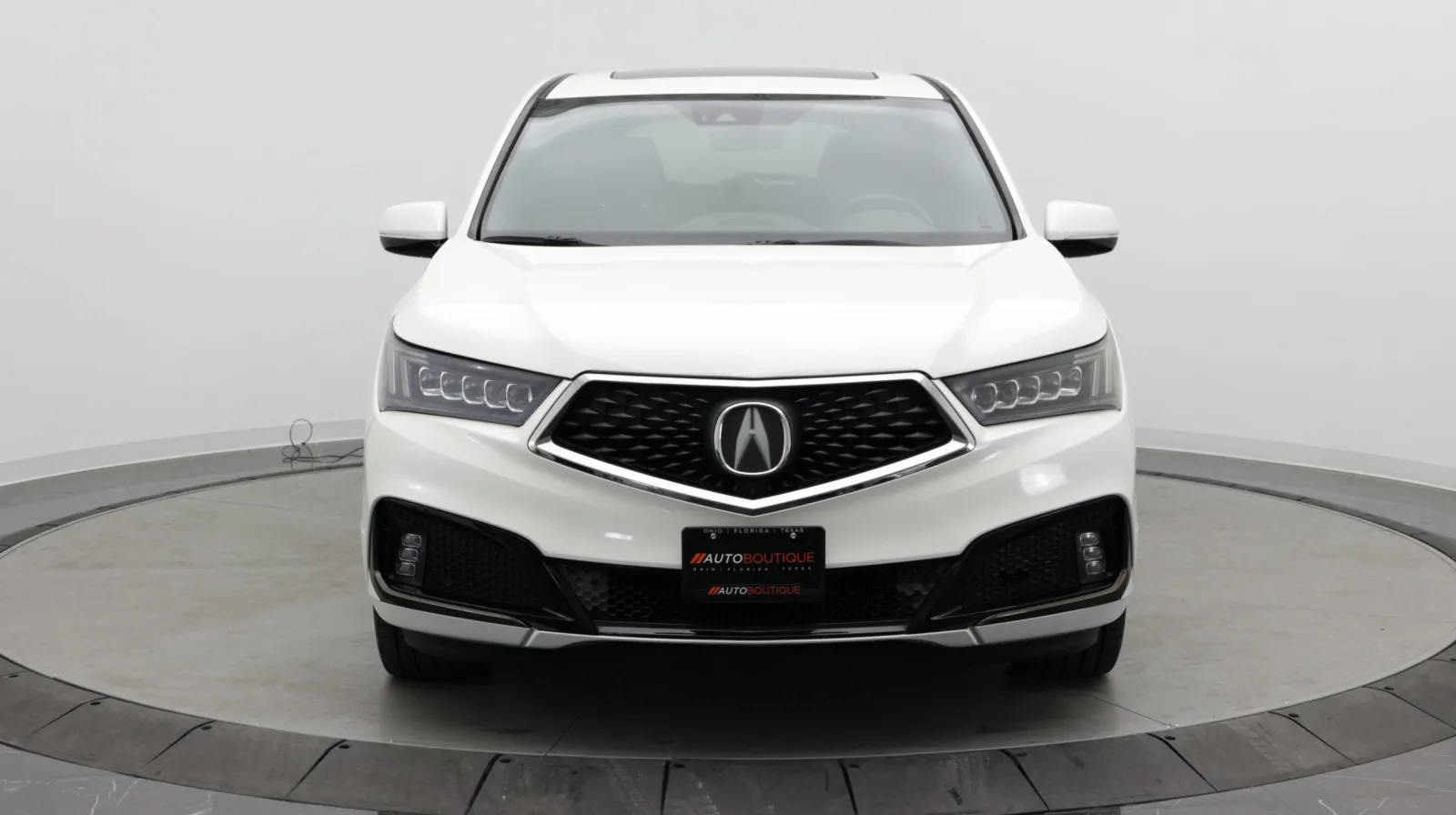 Acura MDX photo 2