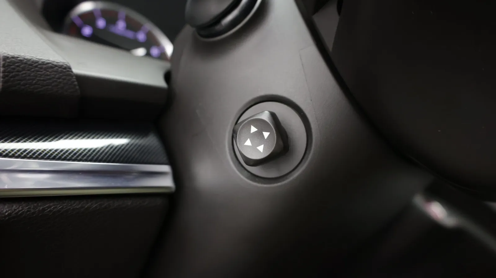 Acura MDX photo 17